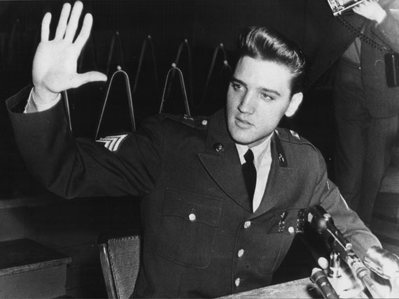 Elvis Presley am 1. März 1960 in den Friedberger Ray Barracks (Foto: Horst Schüssler)